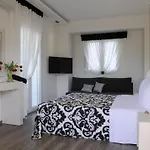 Fillis House