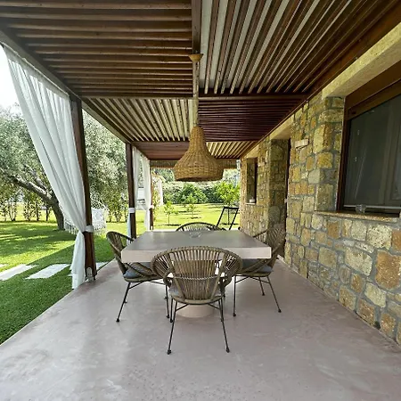 Fillis House