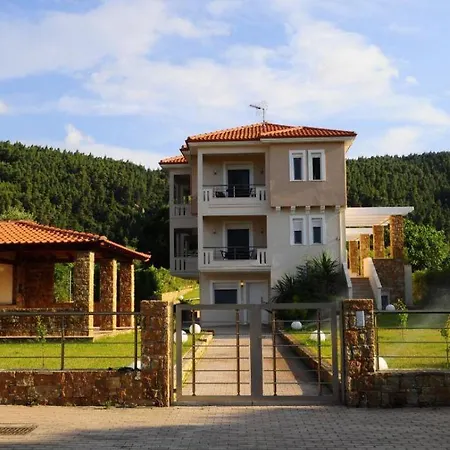 Daire Fillis House